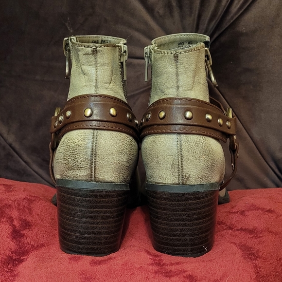 SONOMA BOOTS - Picture 4 of 6